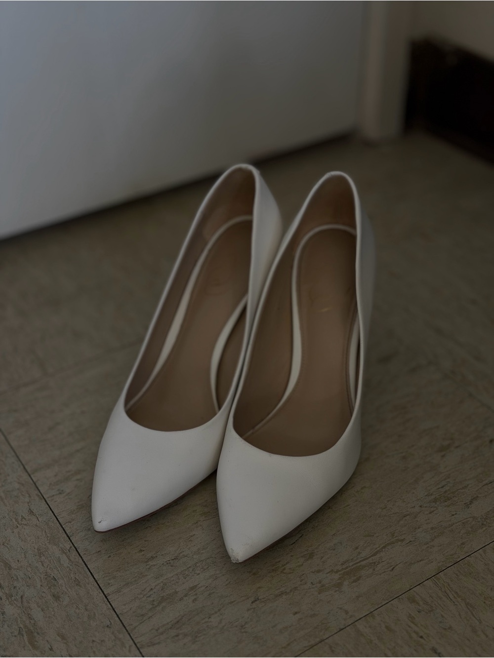 Sam Edelman White Pointed-Toe Pumps
